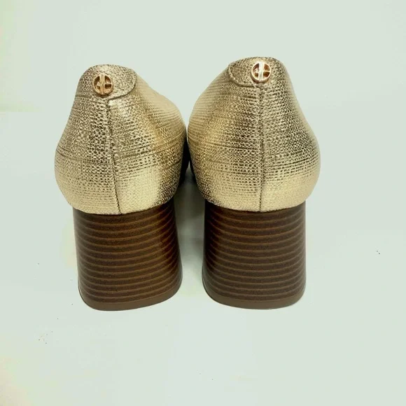 Giani Bernini Gold Memory Foam Block Heel Pumps size 6.5 - Picture 3 of 7
